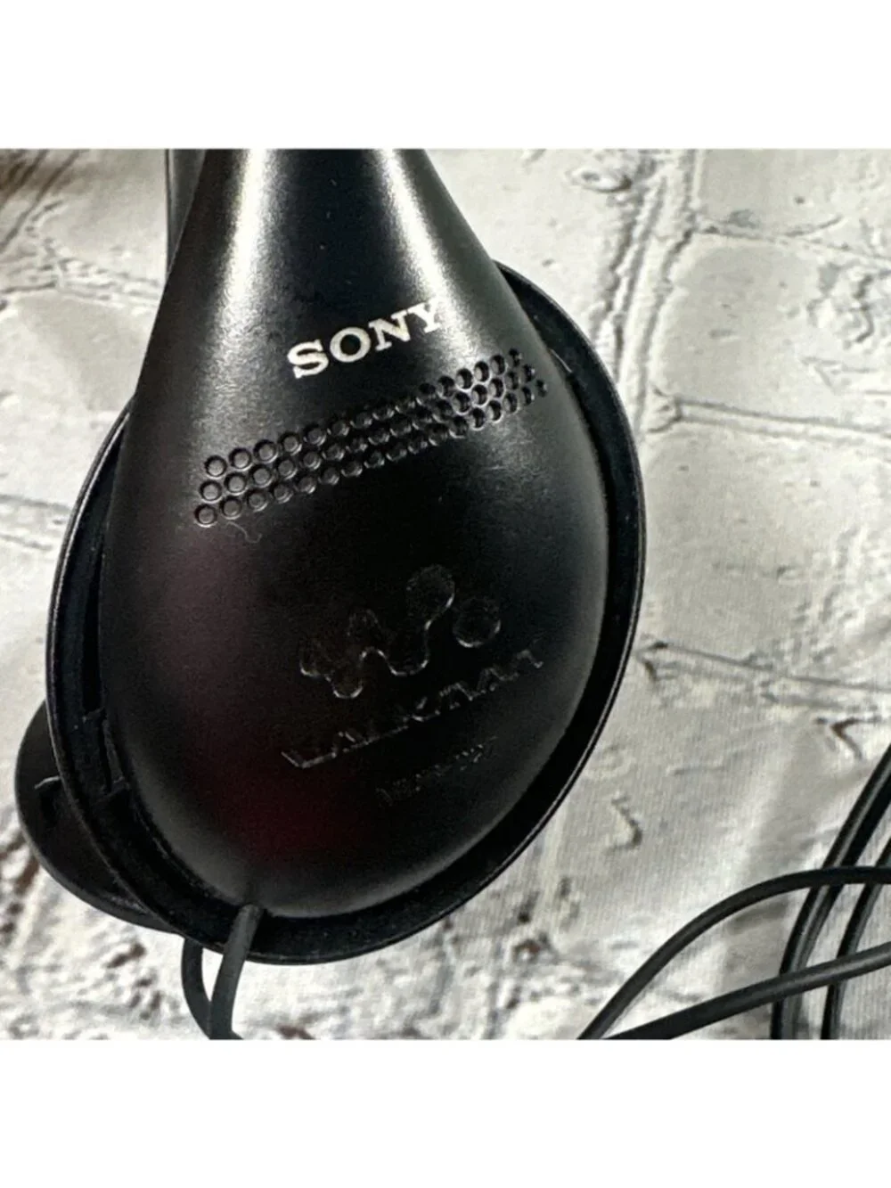 Sony Walkman MDR-027 Black Headset Headphones VINTAGE Tested No Foam Pads